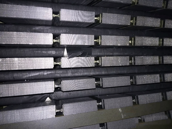 電暈對高壓電機(jī)的危害——西安泰富西瑪電機(jī)(西安西瑪電機(jī)集團(tuán)股份有限公司)官方網(wǎng)站 電暈對高壓電機(jī)的危害——西安泰富西瑪電機(jī)(西安西瑪電機(jī)集團(tuán)股份有限公司)官方網(wǎng)站